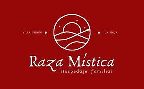 Hospedaje Familiar Raza Mistica